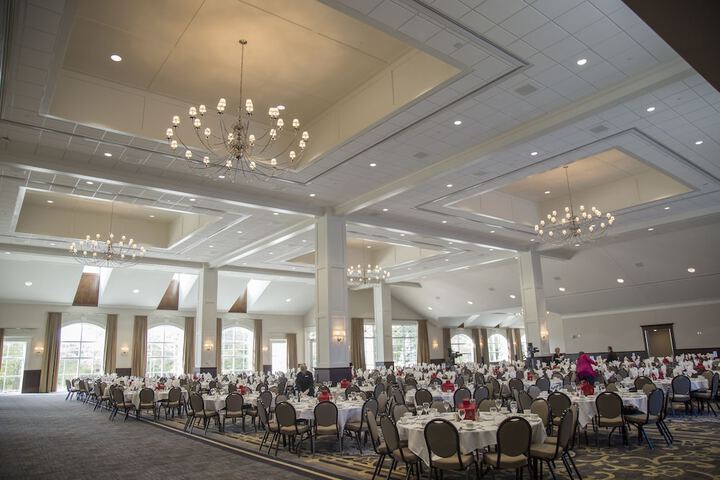 Ballroom/Hall 35 of 43