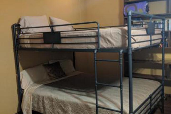 Allas Historical B & B
