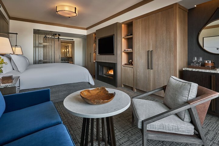 Room 36 of 120