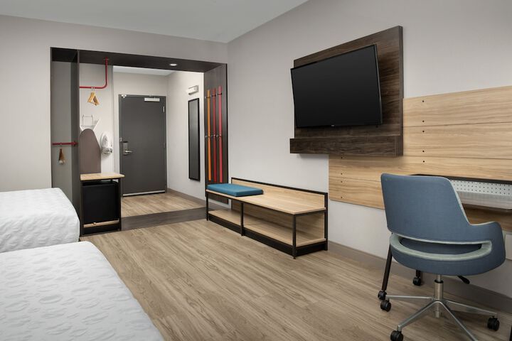 Room 14 of 47