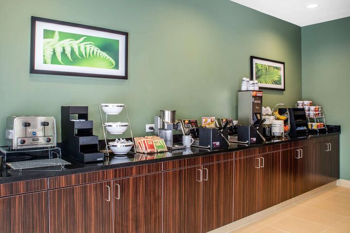 Breakfast/Coffee Service 37 of 46