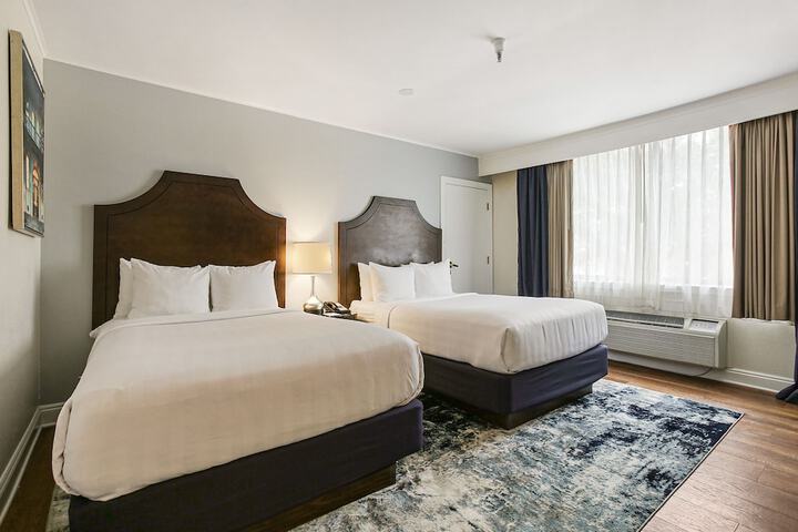 Room 5 of 16