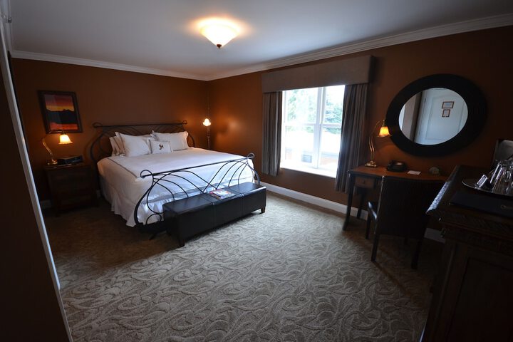 Room 35 of 43