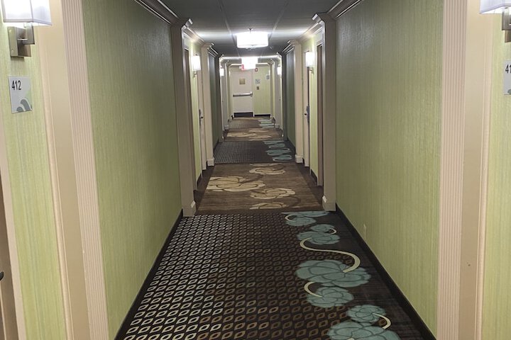 Ballroom/Hall 39 of 45