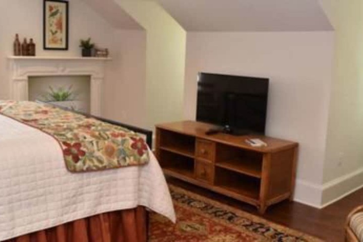 Inn at Evergreen