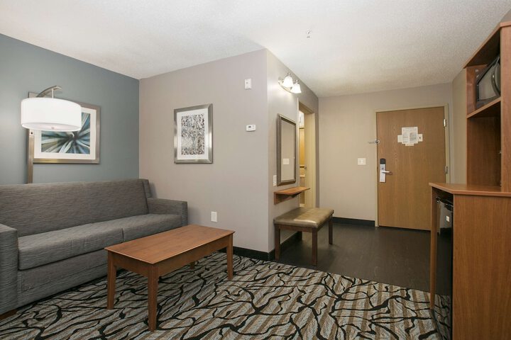 Room 45 of 63