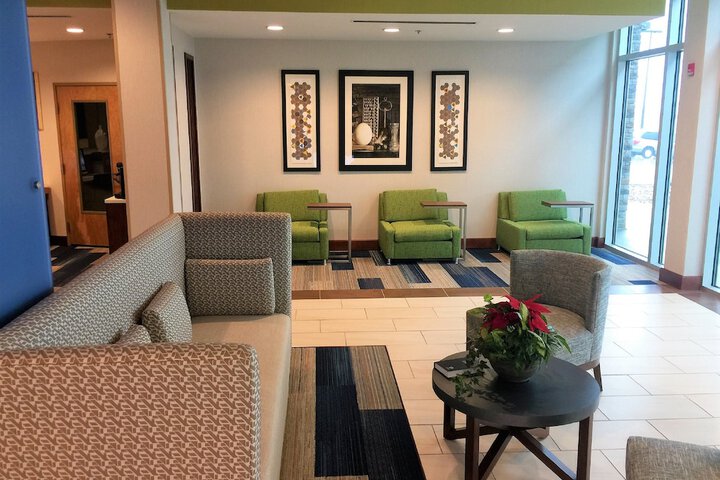 Holiday Inn Express & Suites Danville by IHG