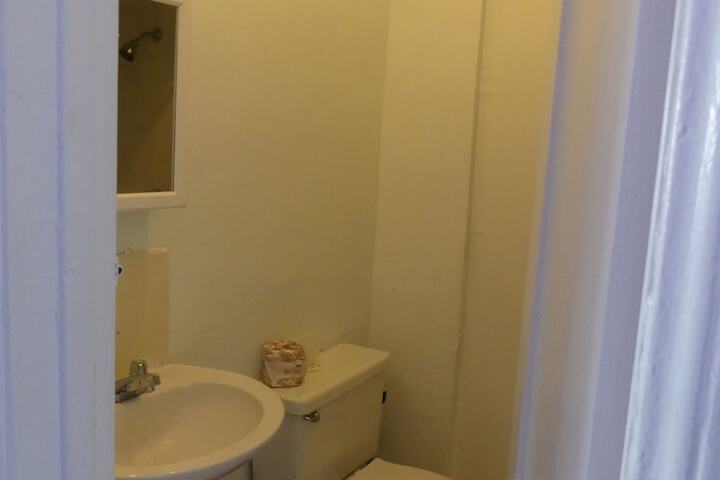 Room 50 of 57
