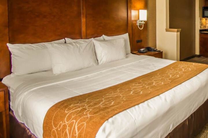 Room 42 of 75