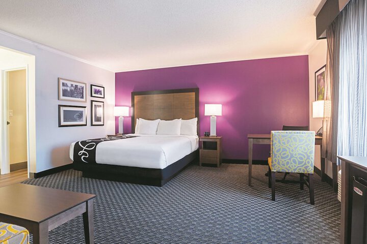 Room 18 of 36