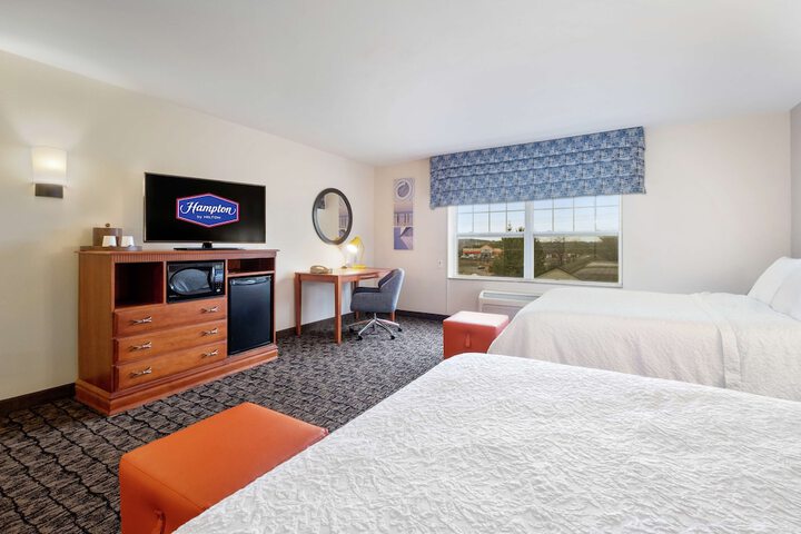 Room 36 of 46