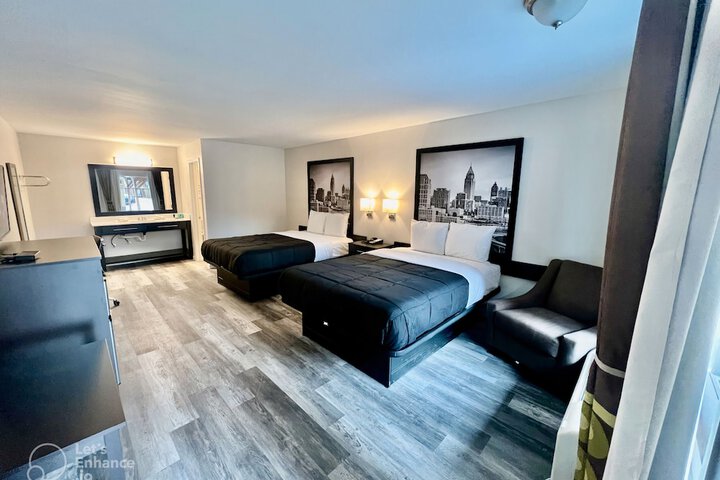 Room 13 of 30