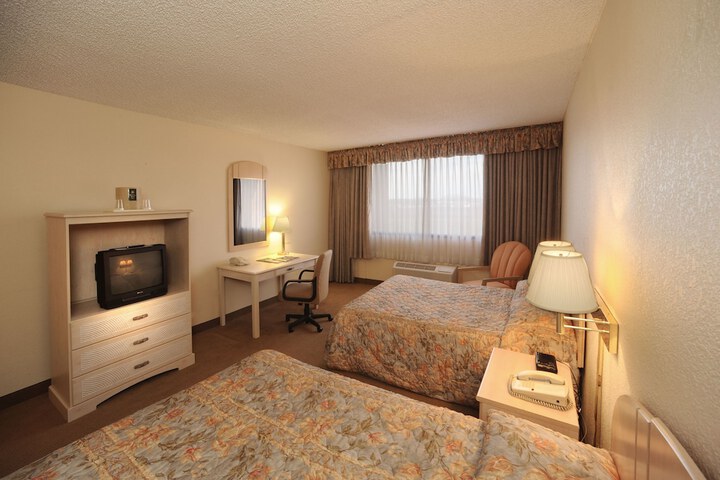 Room 6 of 14