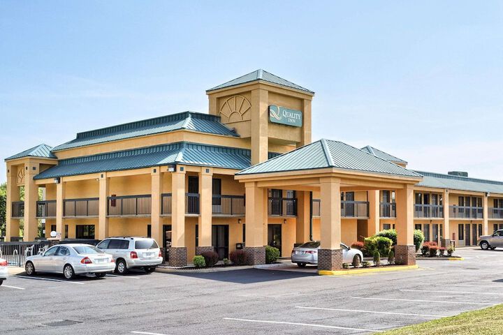 Hotel 4 of 37