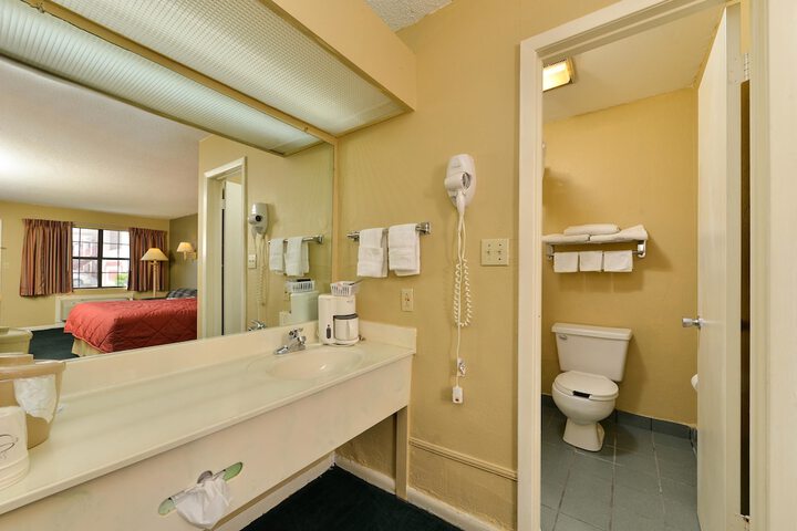 Room 36 of 46