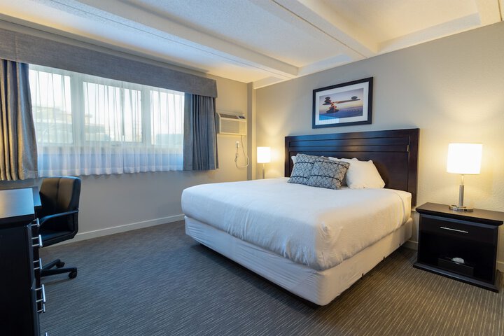 Room 10 of 15