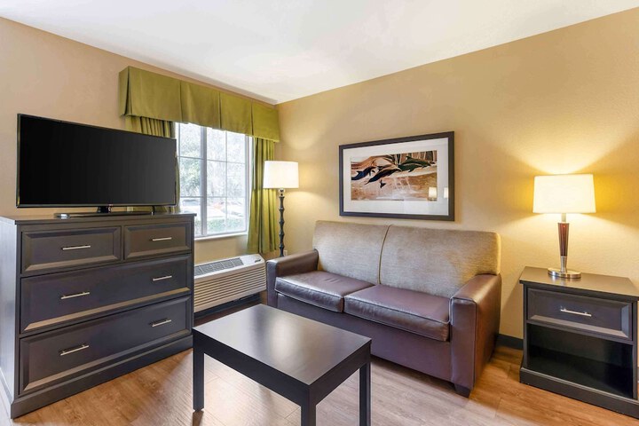 Room 20 of 30