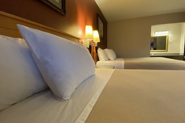 Sahara Courtyard Inn