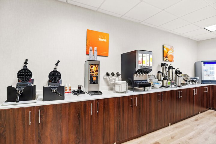 Comfort Inn & Suites Prince George - Fort Lee