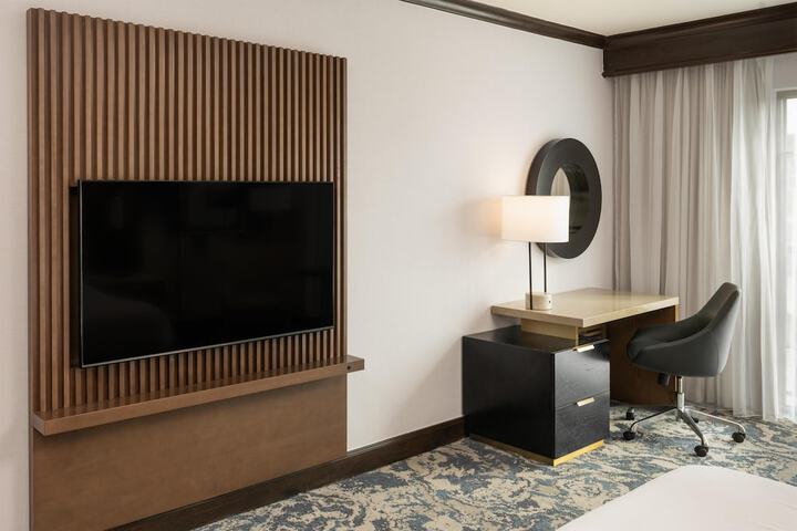 Hilton Dallas / Rockwall Lakefront