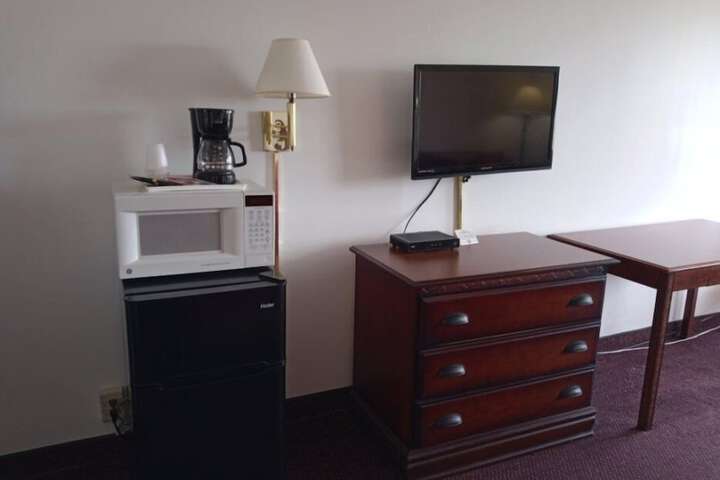 Hoosier Inn