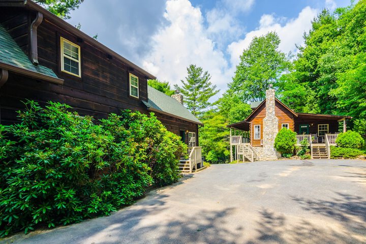 Highland Hills Motel and Cabins – a Master Hosts Resort