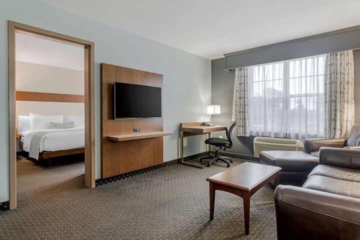Room 34 of 43