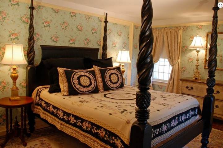 Room 45 of 74