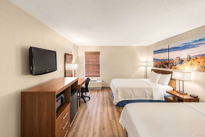 Room 12 of 17