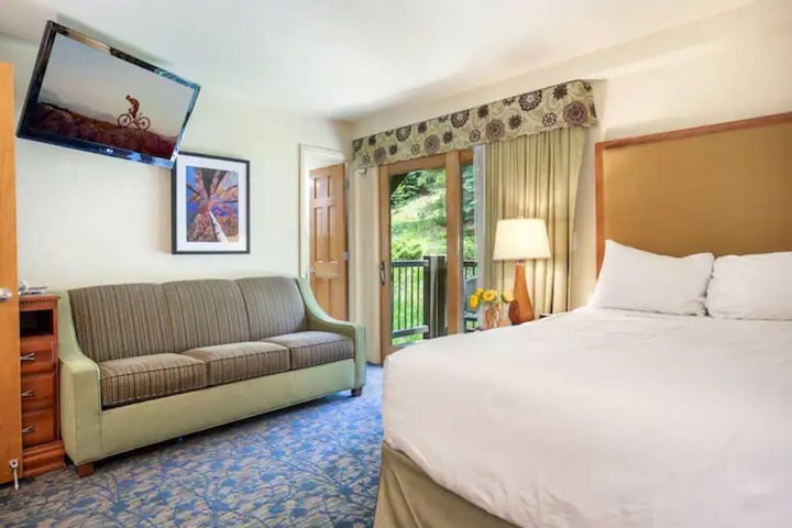 Room 22 of 44