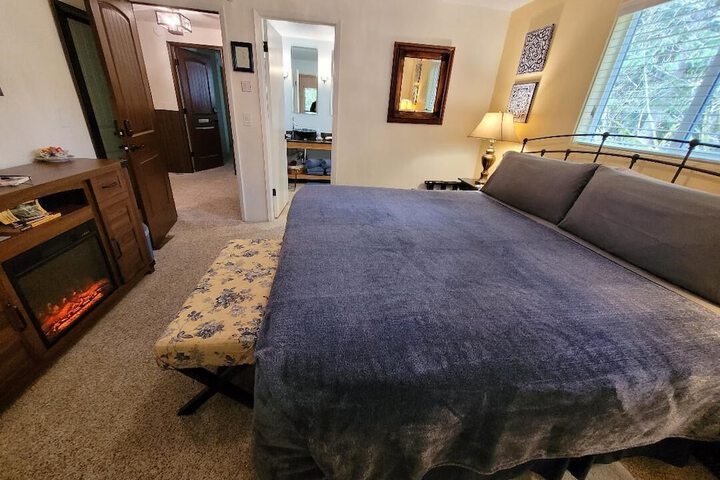 Room 49 of 59
