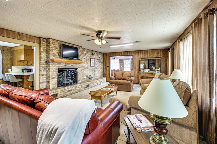 Countryside Marion Retreat Near Fishing & Trails!