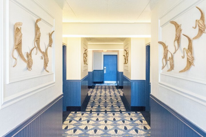 Surf Side Hotel