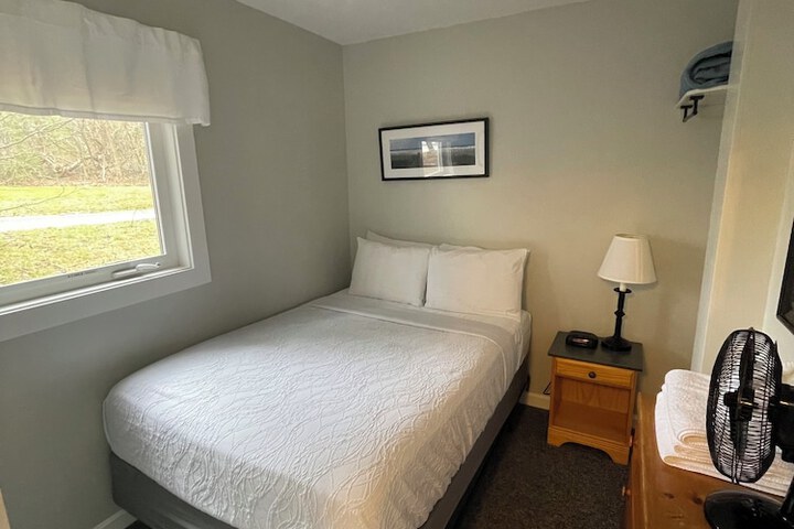 Room 62 of 70