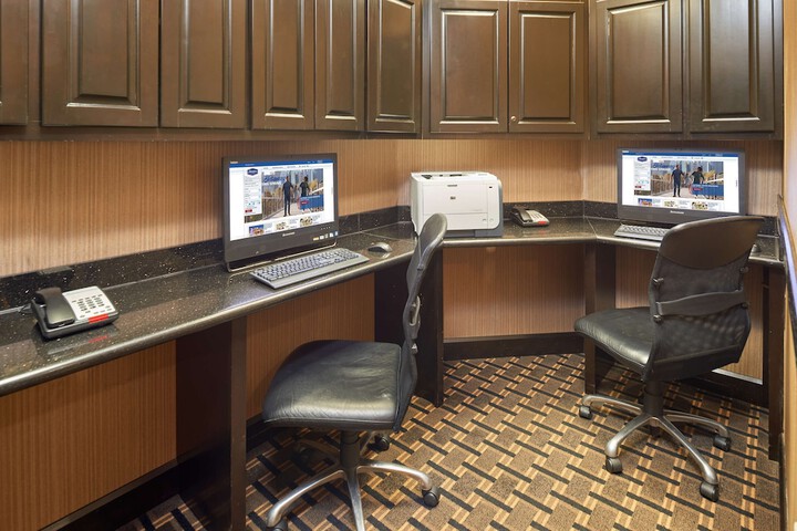 Business Center 40 of 40