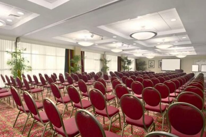 Embassy Suites by Hilton Fort Myers Estero