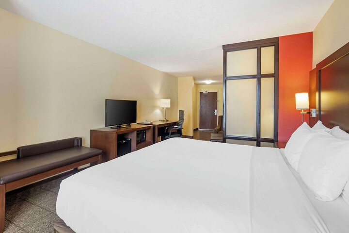 Room 20 of 38