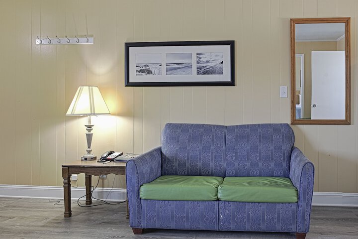 Room 44 of 59