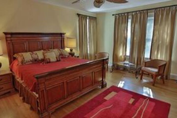 Simply Divine Bed and Breakfast