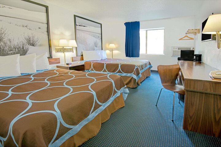 Room 12 of 13