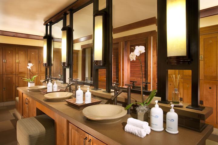 The Lodge at Vail a RockResort by Vail Resorts