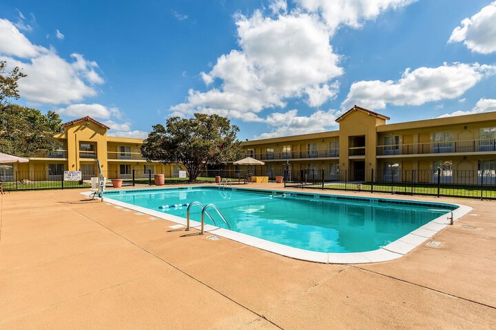 Pool 6 of 36