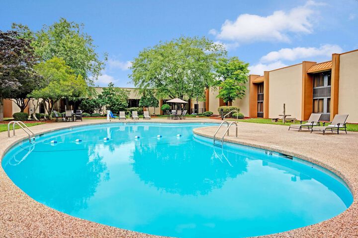 Pool 4 of 39