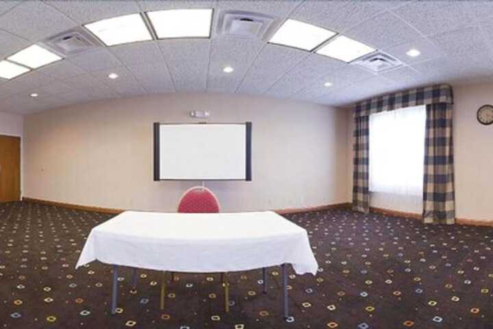 Holiday Inn Express Hotel & Suites ANDERSON NORTH by IHG