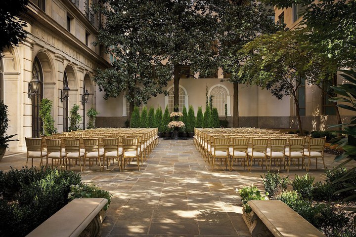 Ballroom/Hall 111 of 114