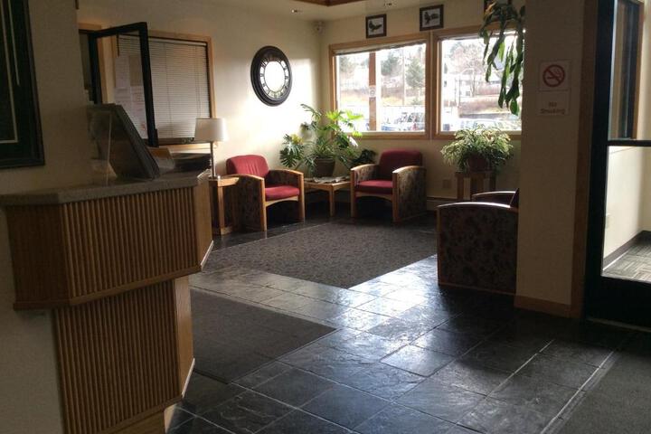 Shelikof Lodge