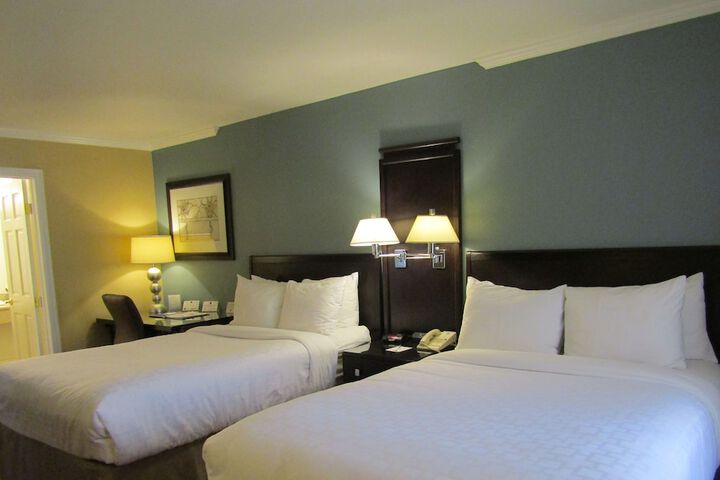 Room 36 of 71