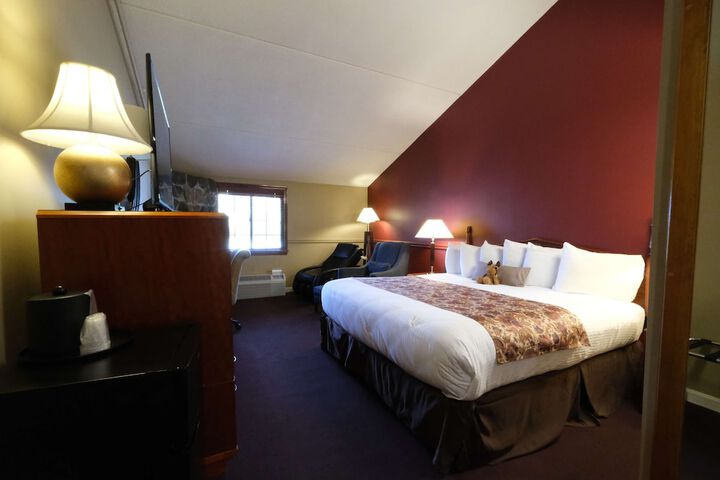 Room 26 of 69