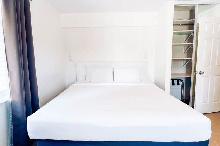Room 46 of 75