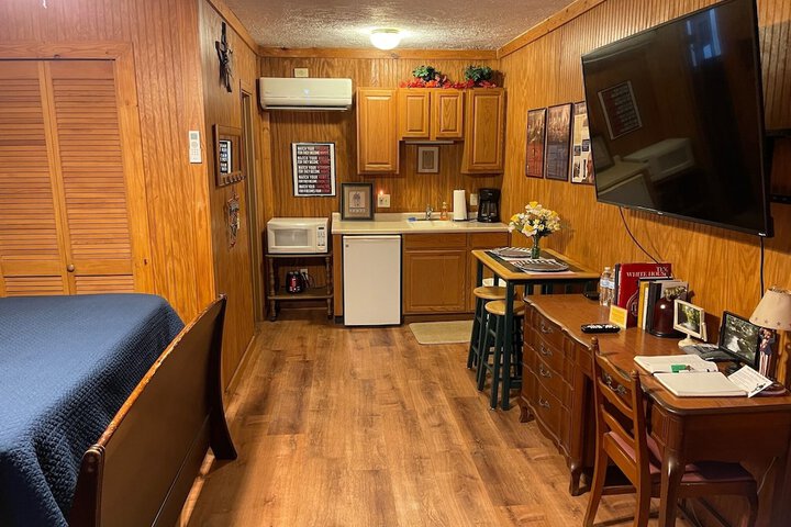 Mountain Aire Cottages Inn & Glamping